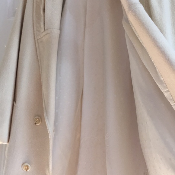 Wool coat:sleeve 23”lgth 45”shoulders 19”waist 21” - Picture 4 of 4